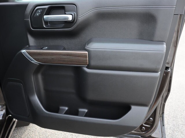 2019 Chevrolet Silverado 1500 RST photo