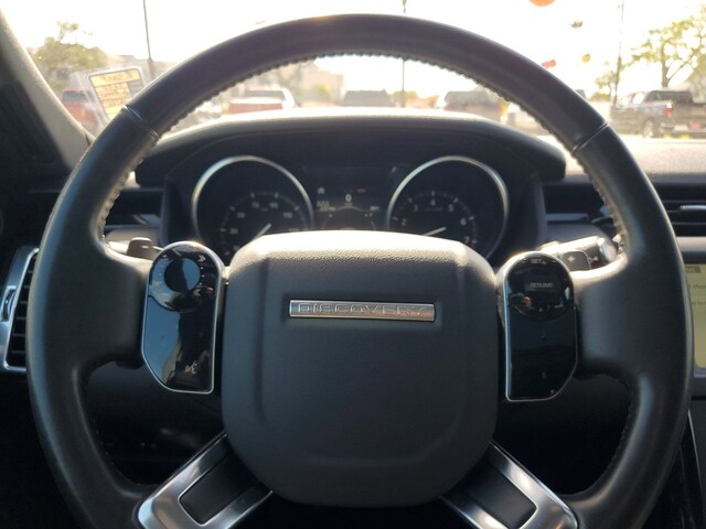 2020 Land Rover Discovery  photo