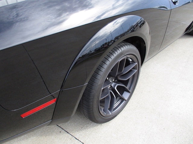 2019 Dodge Challenger R/T Scat Pack Widebody photo