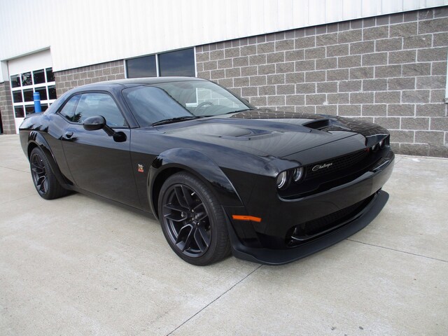 2019 Dodge Challenger R/T Scat Pack Widebody photo