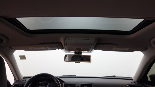 2014 Volkswagen Passat TDI SEL Premium photo