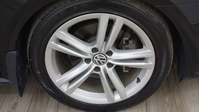 2014 Volkswagen Passat TDI SEL Premium photo