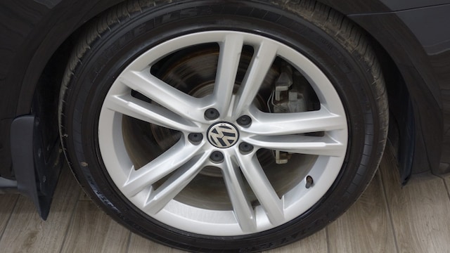 2014 Volkswagen Passat TDI SEL Premium photo