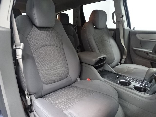 2013 Chevrolet Traverse LT photo