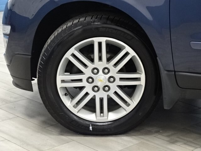 2013 Chevrolet Traverse LT photo