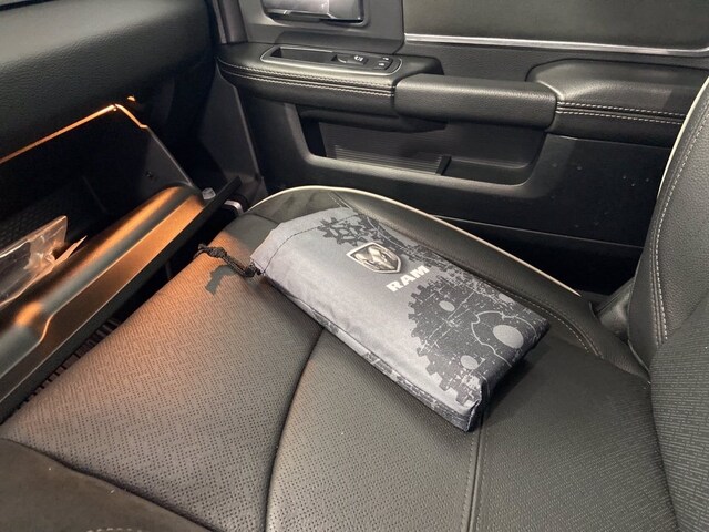 2020 RAM 2500 Laramie photo