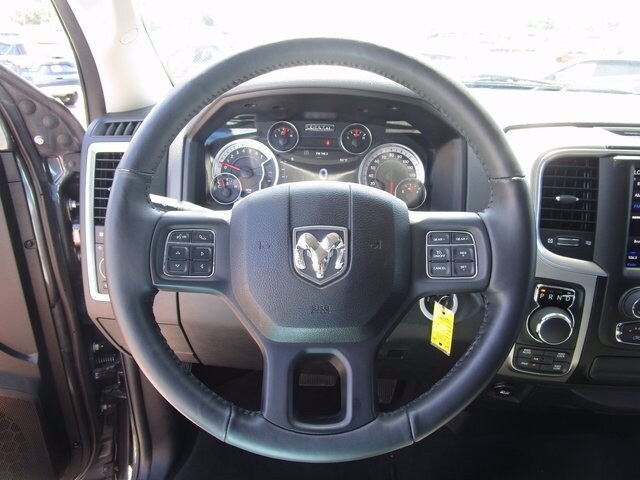 2018 RAM 1500 SLT photo