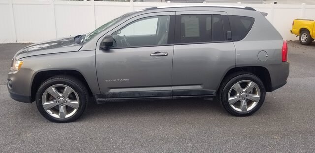 2011 Jeep Compass Limited photo