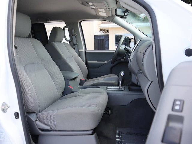 2019 Nissan Frontier SV photo