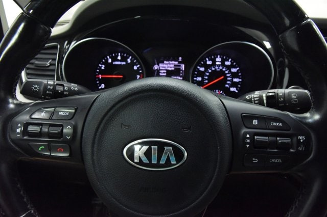 The 2015 Kia Sedona SX-L